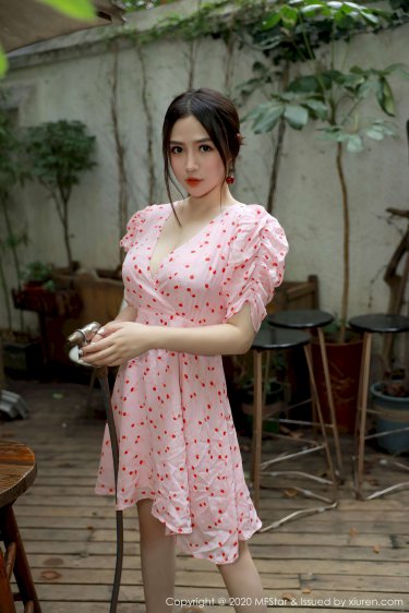李丽莎黑森林在线观看